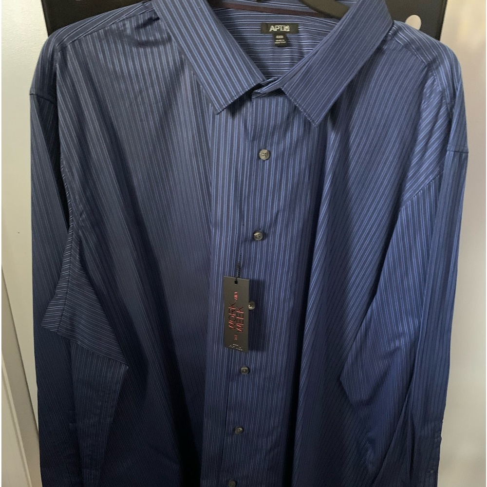 Men’s Dress Shirt New W Tags!